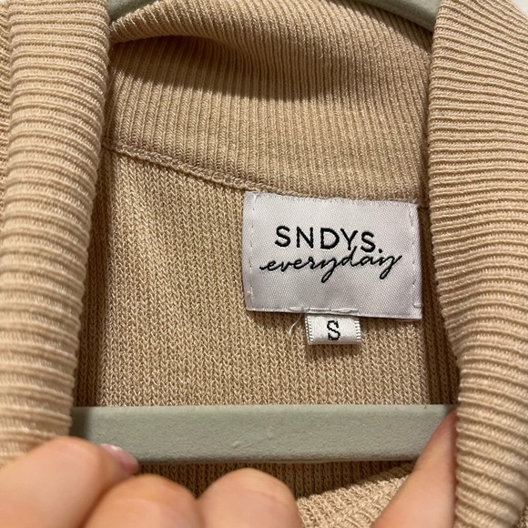 SNDY’s Tan Sweater Knit Tied Up Waist S - Picture 2 of 3